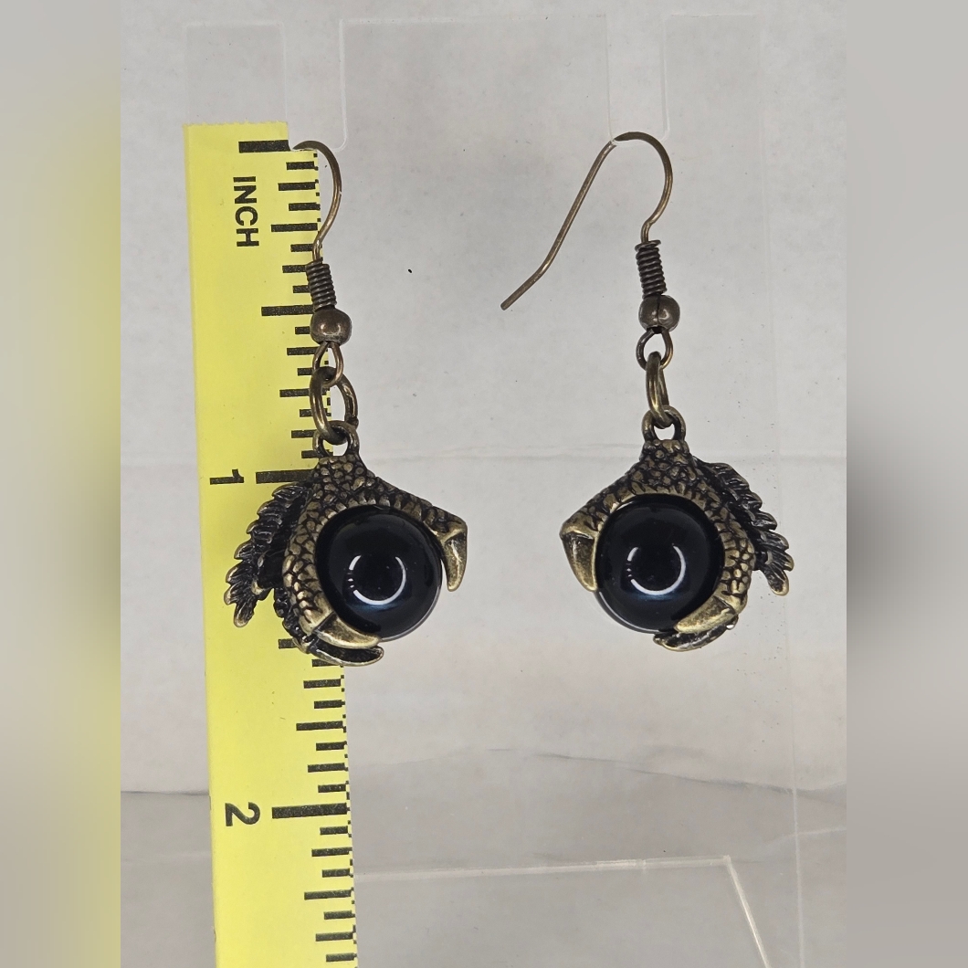 Black And Gold Claw Earrings